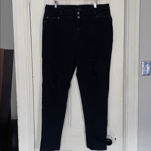 Ashley Stewart Black Distressed Skinny Jeans sz 16